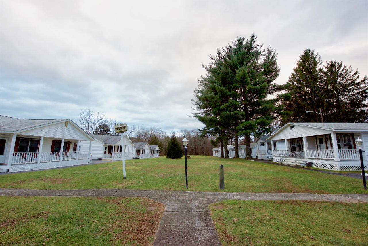 Myer Country Motel Milford Exterior photo